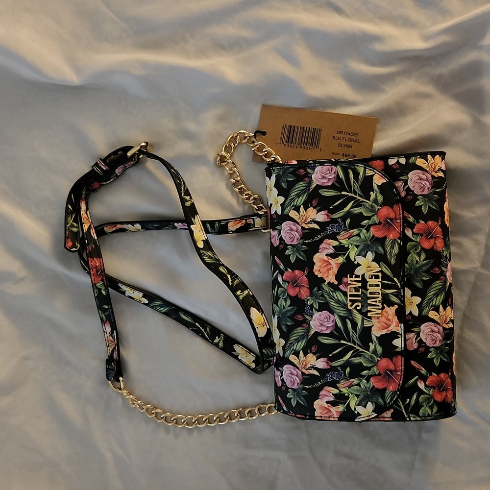 Steve Madden clutch